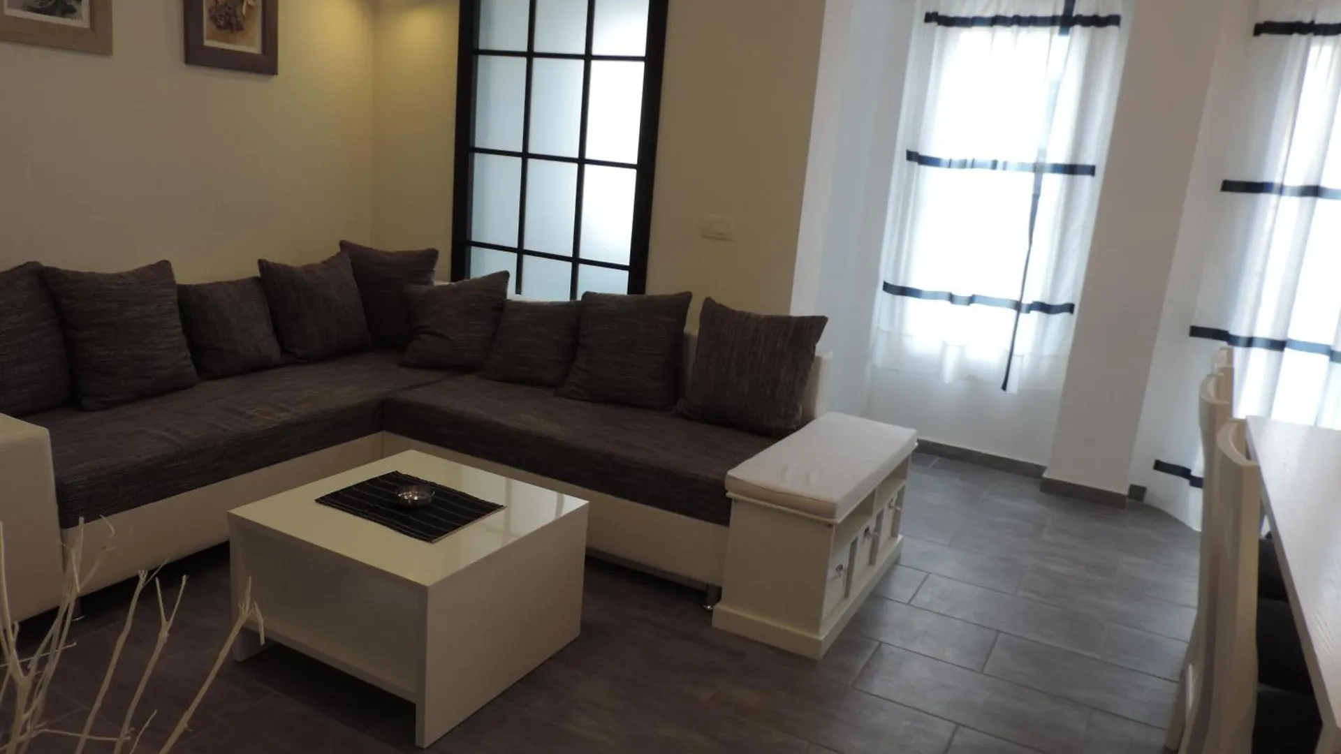 Apartments Lori Biograd Na Moru Croatia