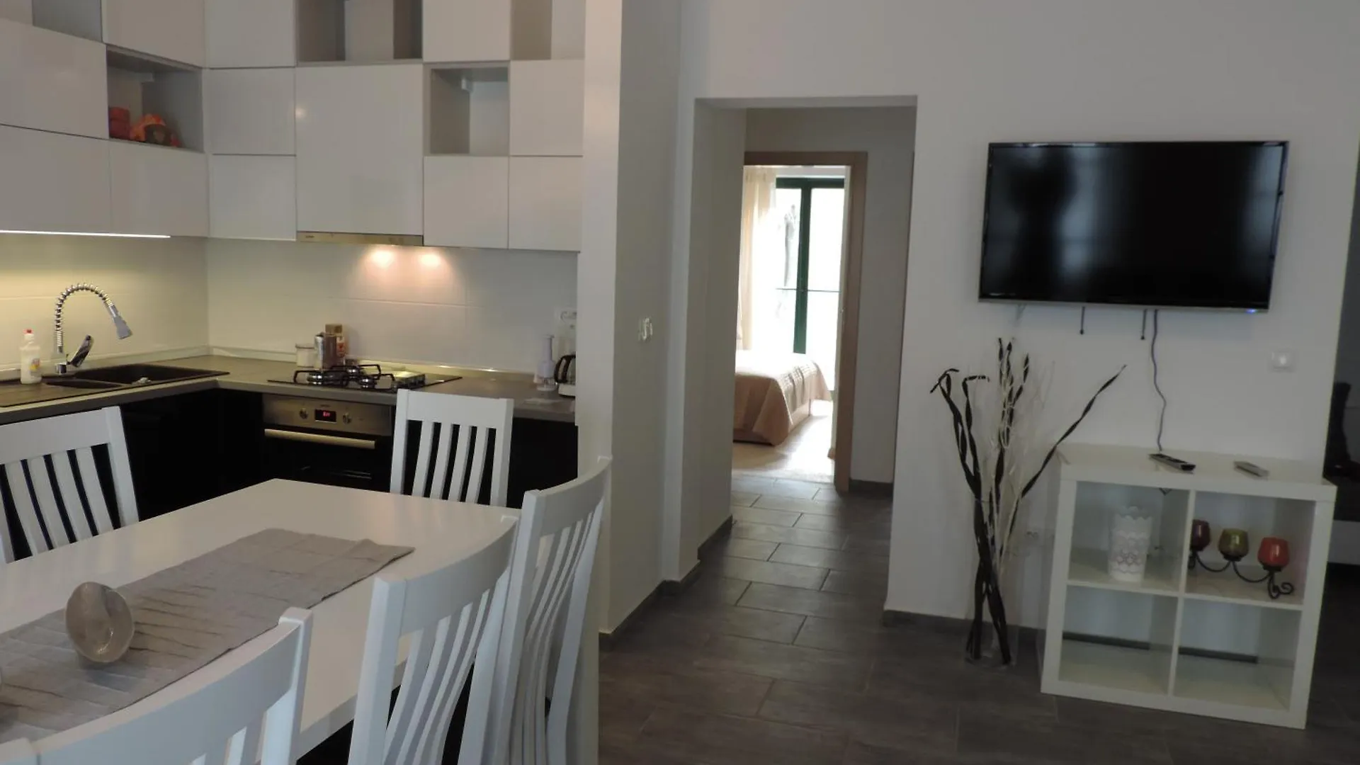 Apartments Lori Biograd Na Moru