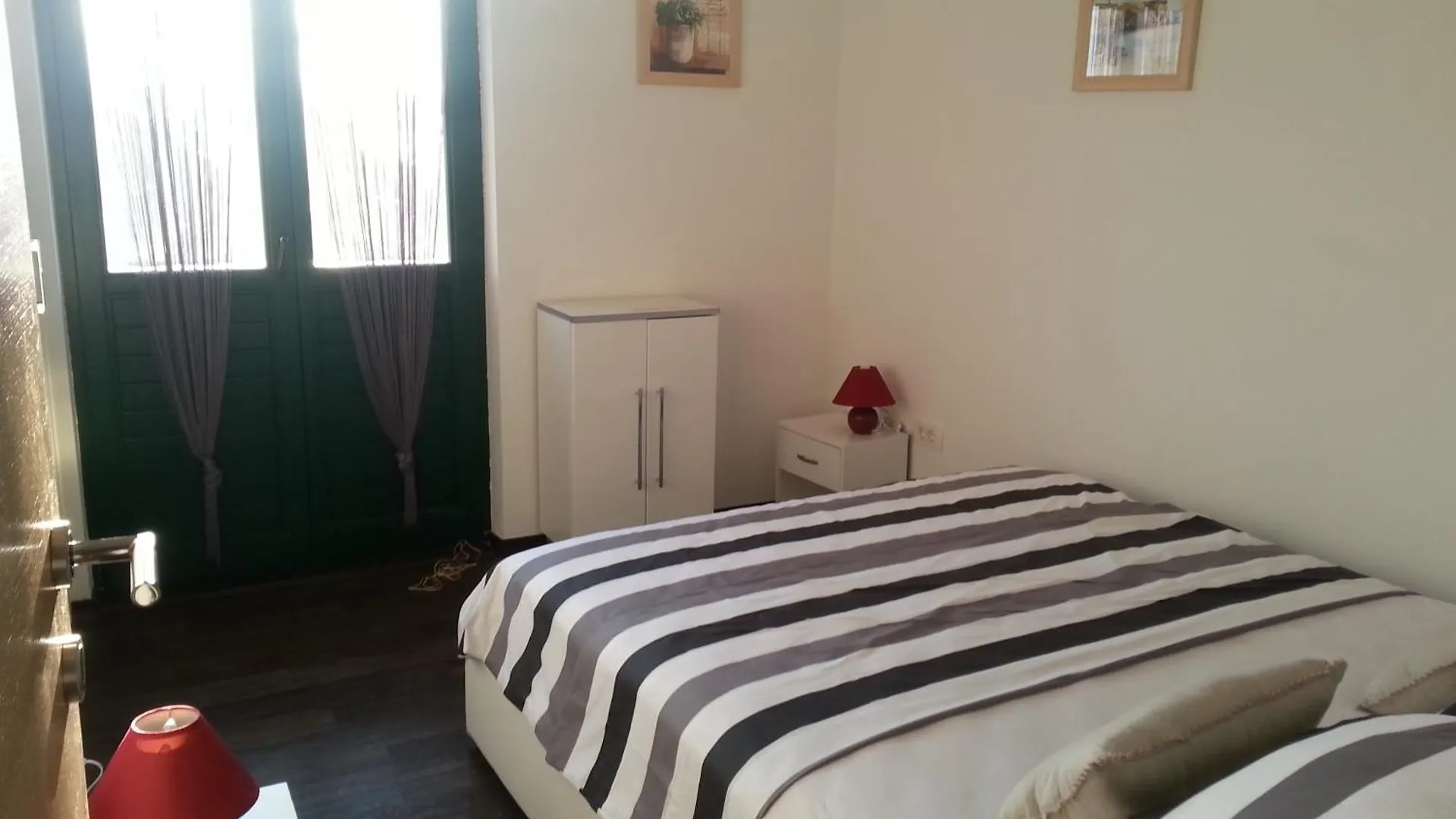 Apartments Lori Biograd Na Moru